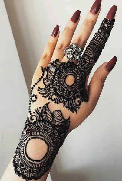 Modern full hand mehndi design Modern full hand mehndi design