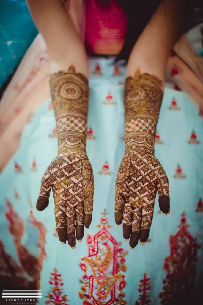 royal-front-hand-mehndi-design royal-front-hand-mehndi-design