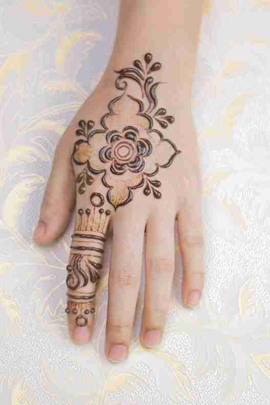 Simple Mehndi Design