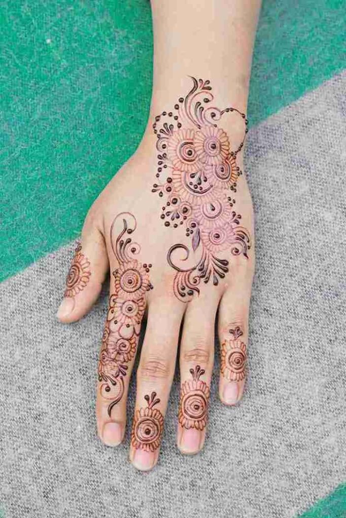 Simple Mehndi Design