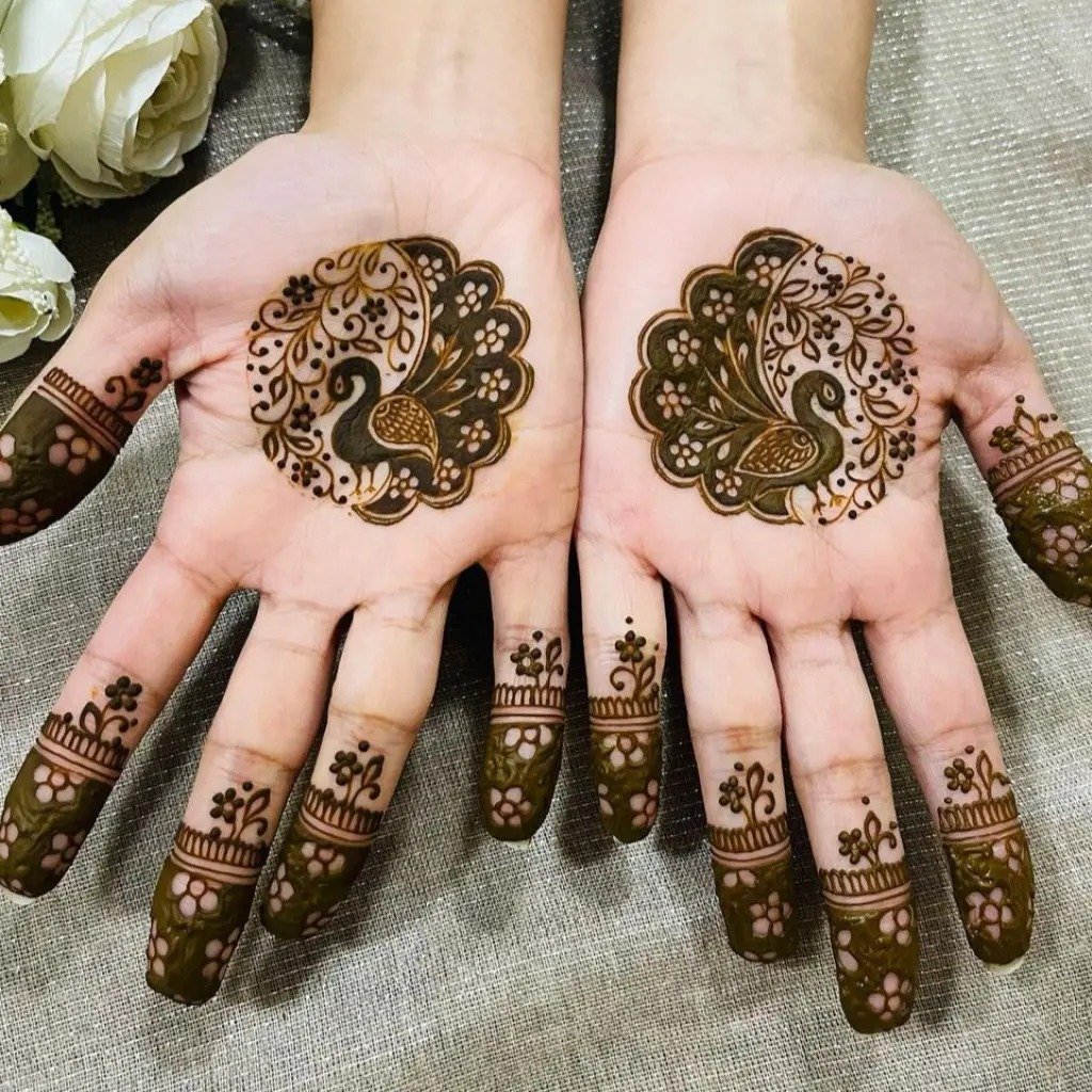 Easy Simple Circle Mehndi Design