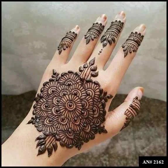 Easy Simple Circle Mehndi Design
