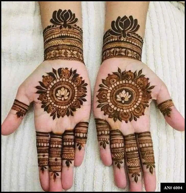 Easy Simple Circle Mehndi Design