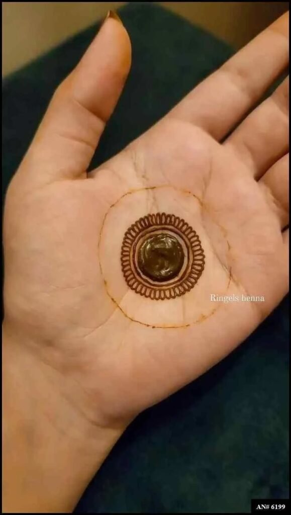 Easy Simple Circle Mehndi Design