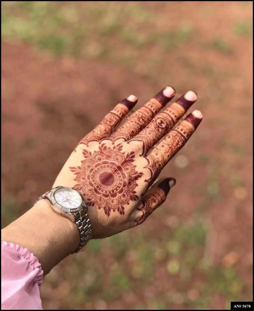 Easy Simple Circle Mehndi Design