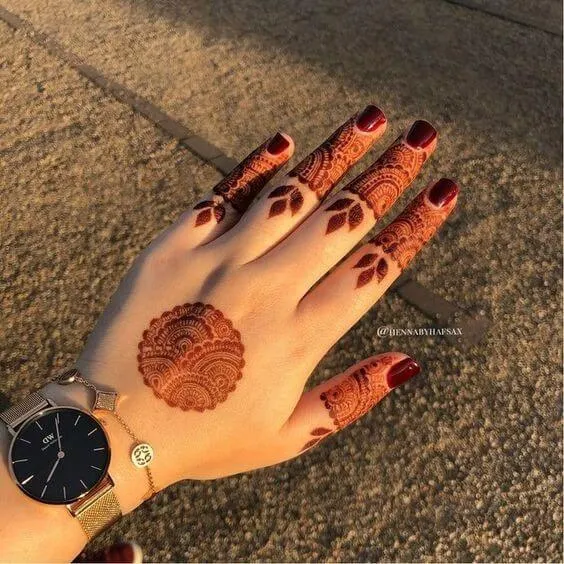 Finger Mehndi Design
