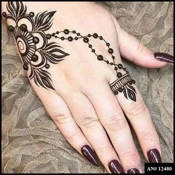 Finger Mehndi Design