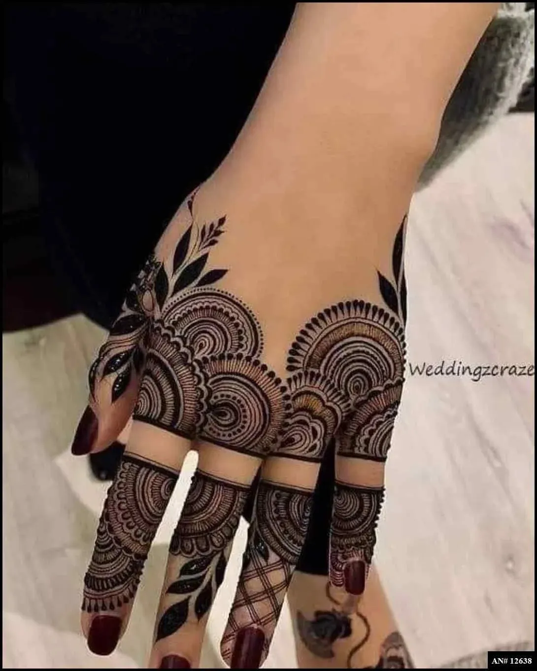 Finger Mehndi Design