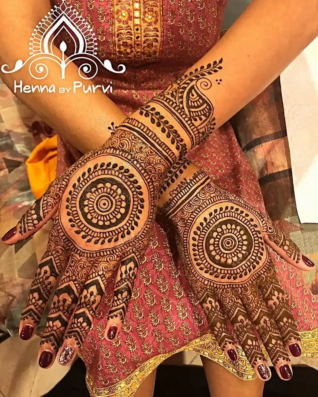 Round Mehndi Design