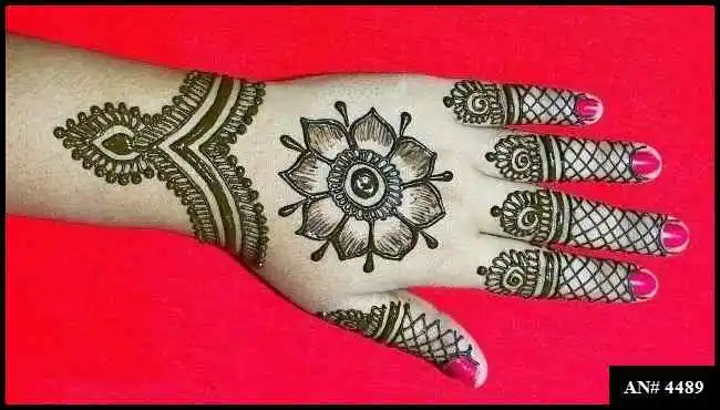 Round Mehndi Design