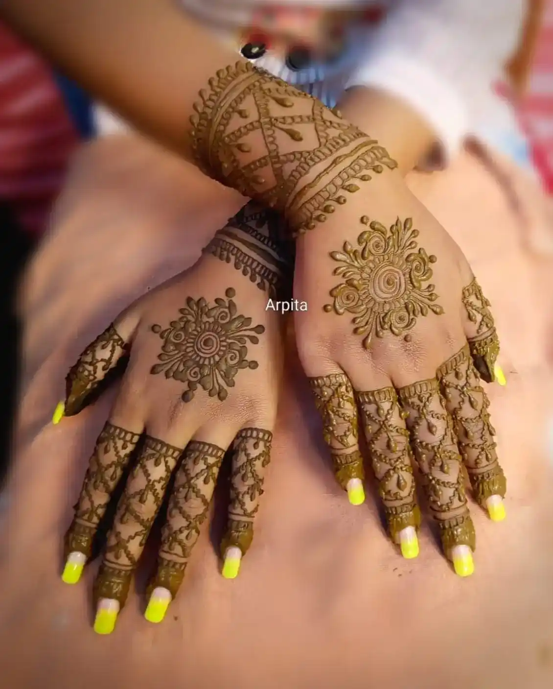 Round Mehndi Design