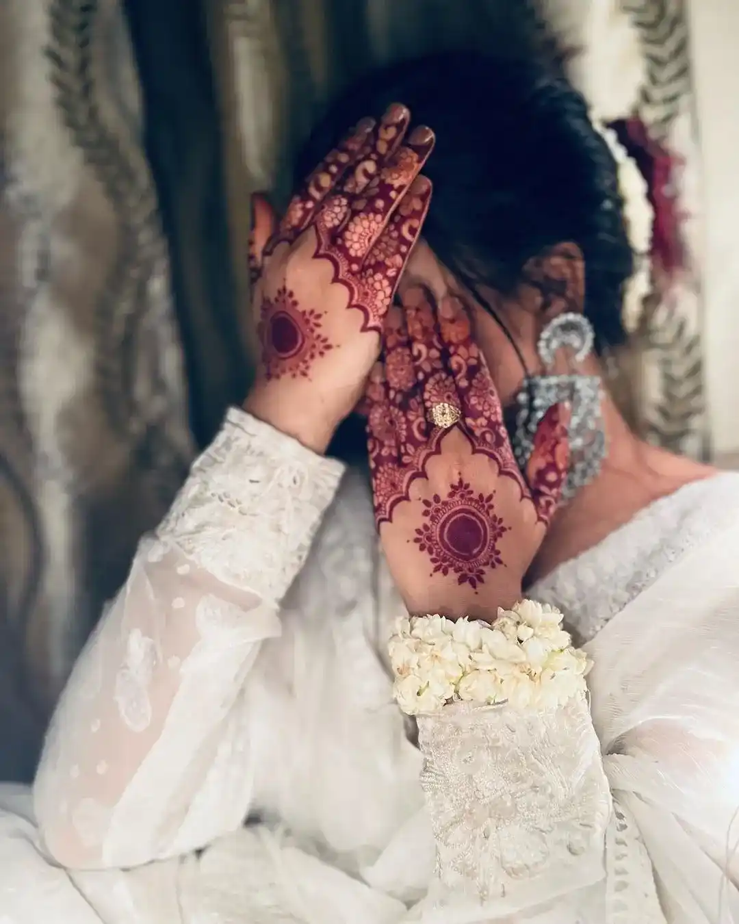 Round Mehndi Design