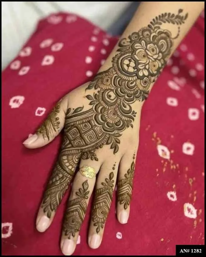 Stylish Mehndi Design No